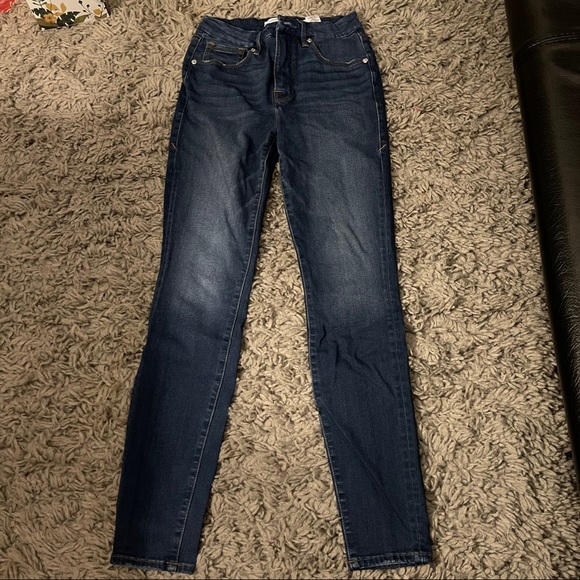 Good American Good Legs Skinny Jeans - Picture 3 of 4